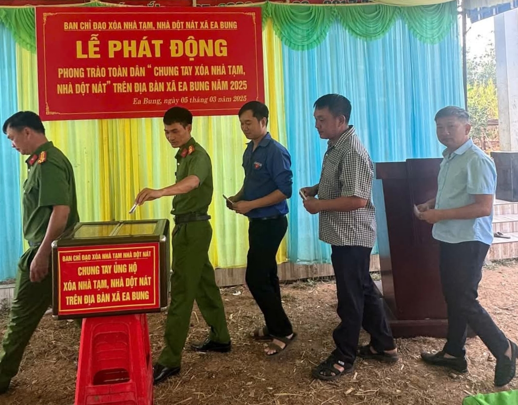 Xã Ea Bung phát động phong trào thi đua “xóa nhà tạm, nhà dột nát”